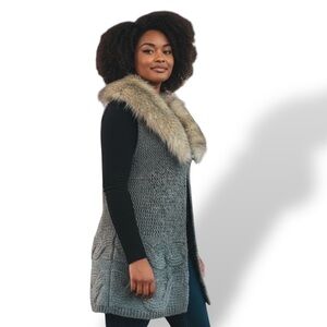 MADISON Gray Knit Vest- Faux Fur Collar, Wool blend-Alpaca single snap closure